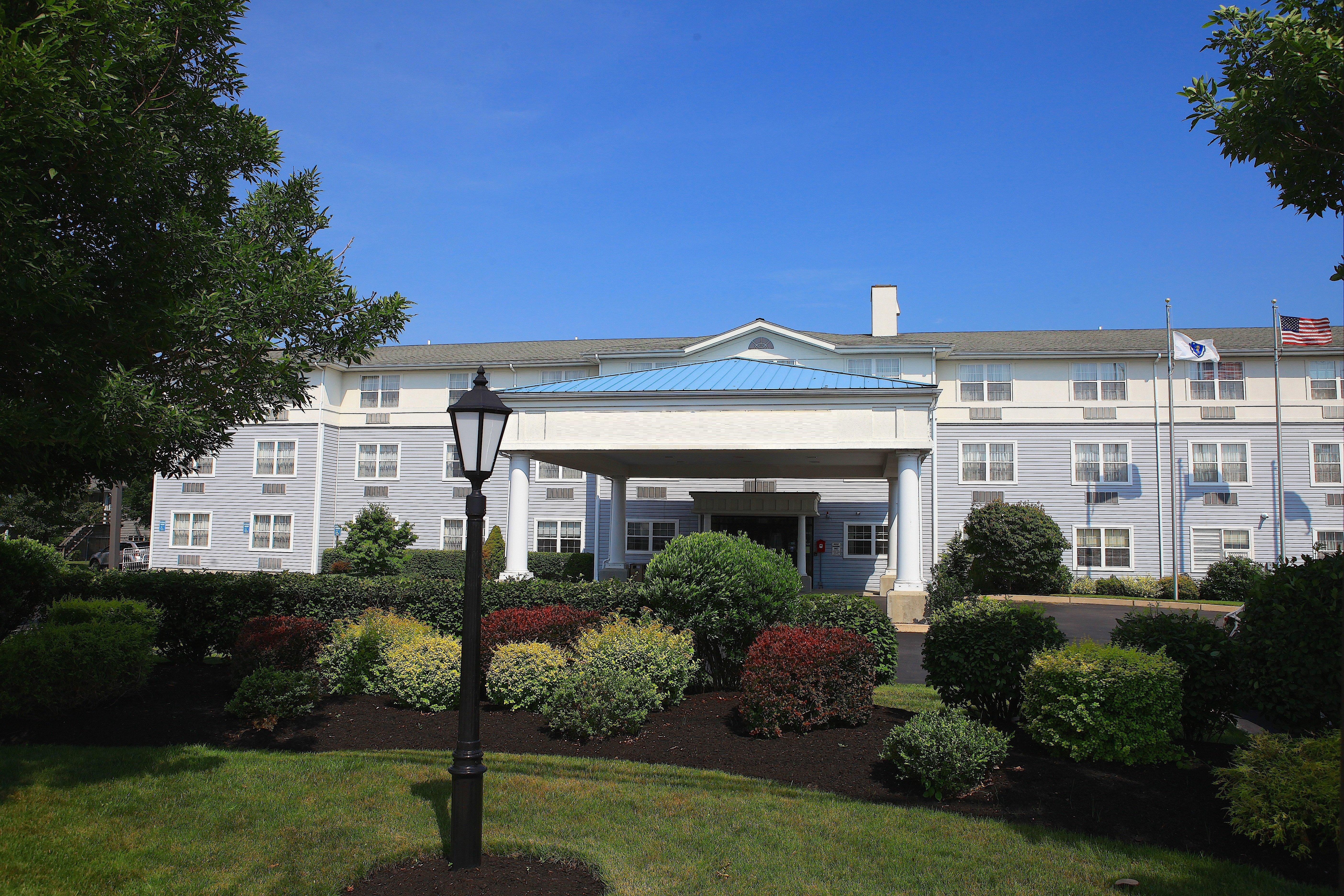 Holiday Inn Express - Plymouth By Ihg Exterior photo