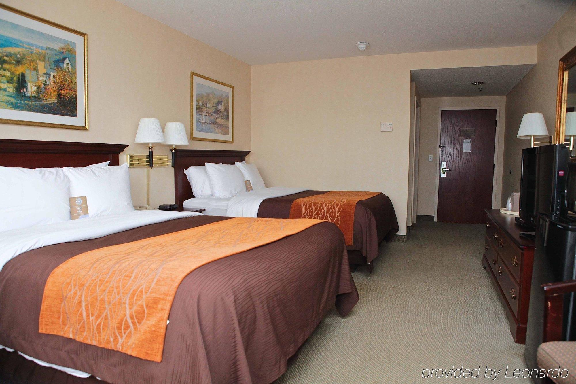 Holiday Inn Express - Plymouth By Ihg Exterior photo