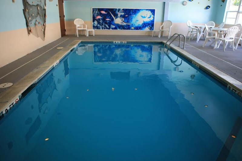 Holiday Inn Express - Plymouth By Ihg Exterior photo